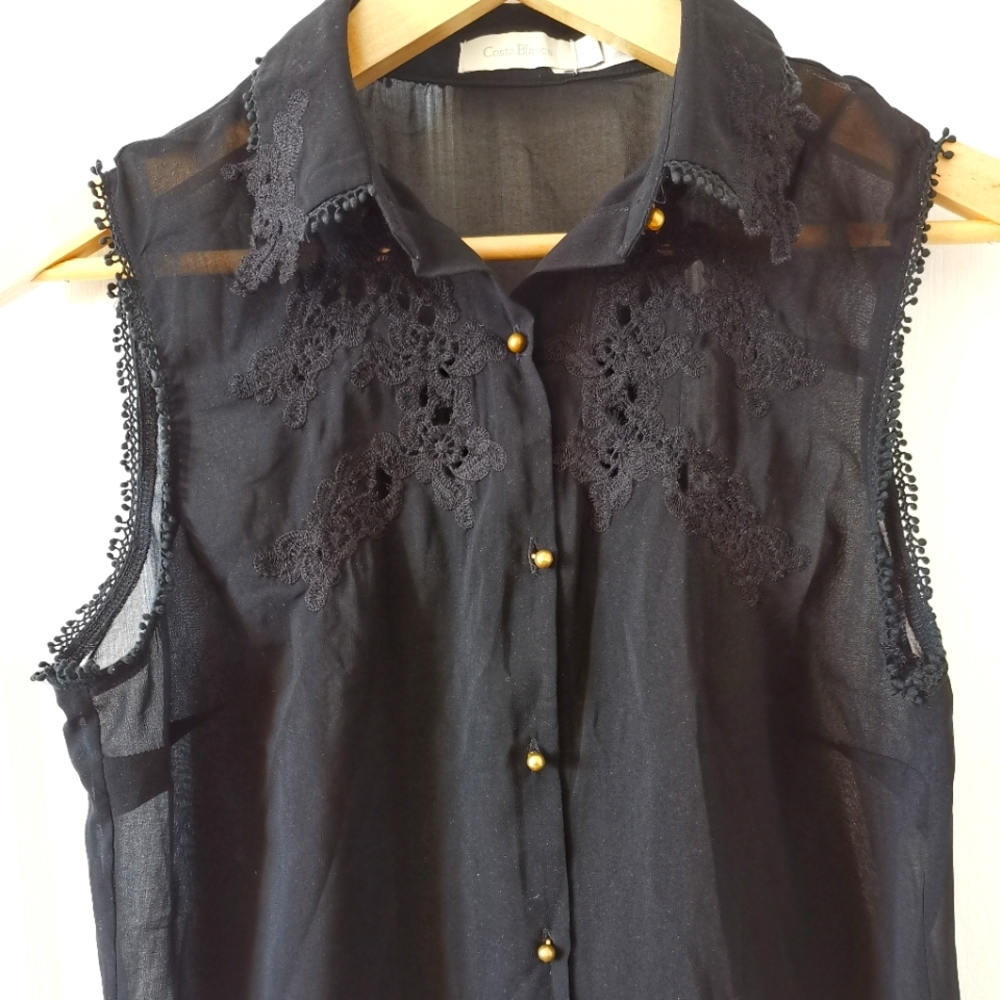 Costa Blanca sleeveless top